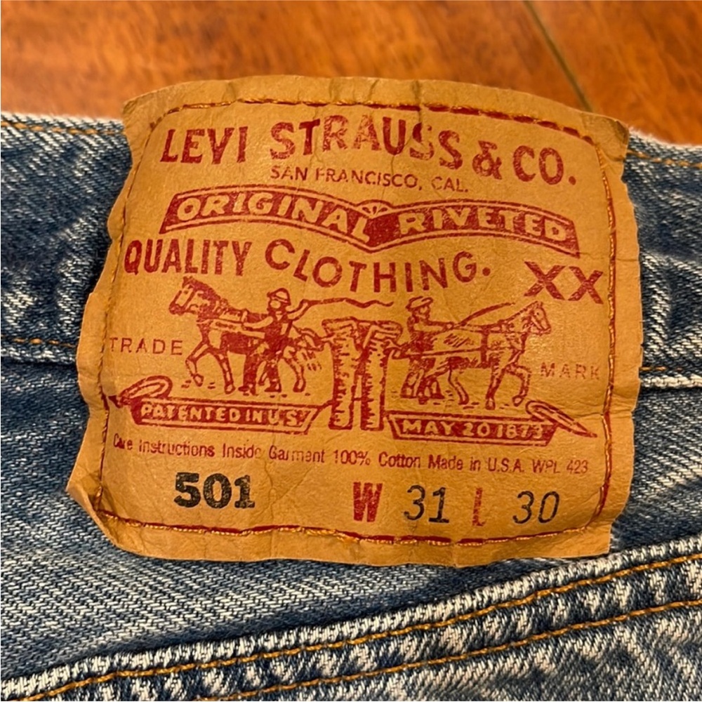 ‘95 VINTAGE LEVIS 501 - Picture 4 of 7